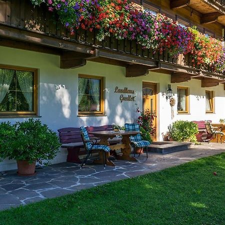 Landhaus Gredler Mayrhofen Exterior foto